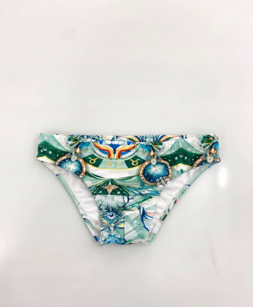 VR 24S - COSTUME 03-18A - FOUR BEACH