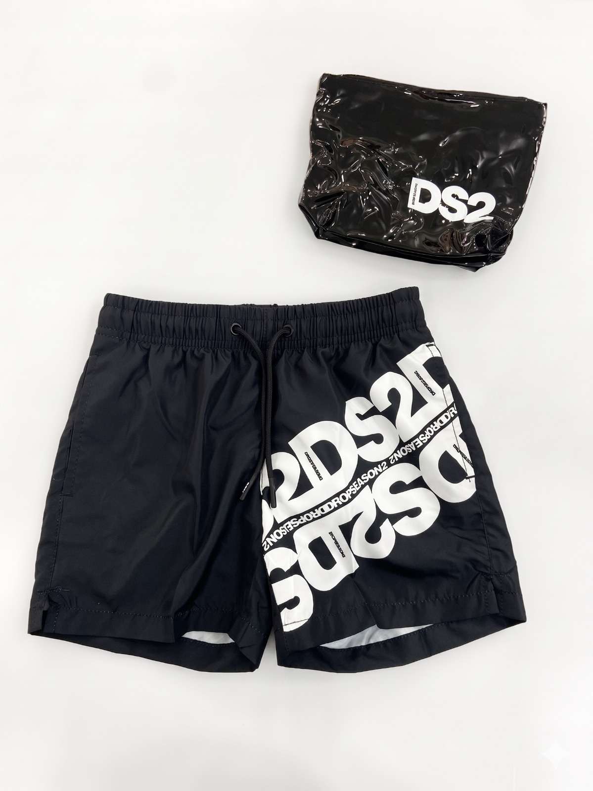 SS26KB02 - COSTUME 03-18A - DS2